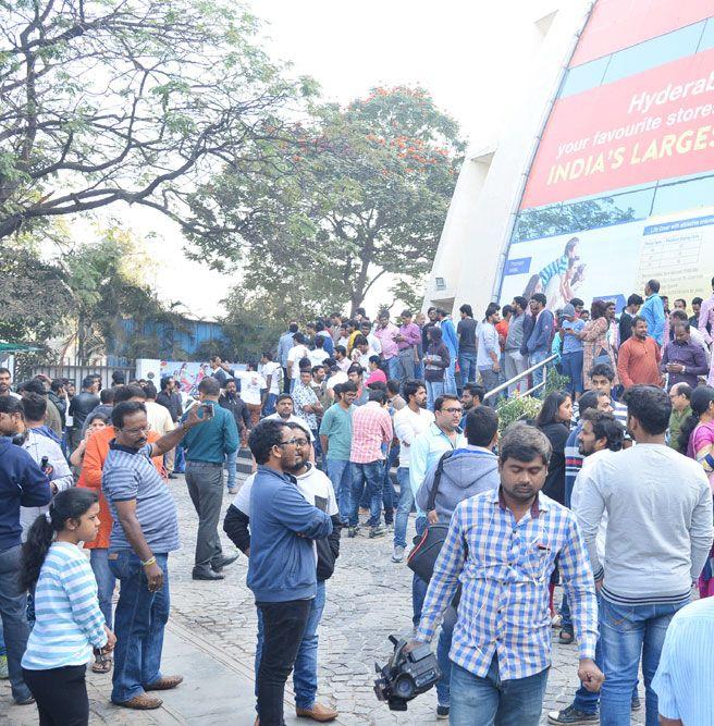 Agnyaathavaasi Fans Hungama at Sandhya 70mm & Prasads Multiplex