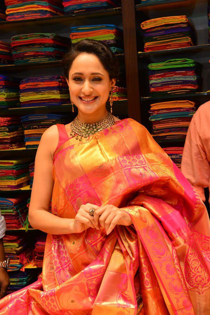 Pragya Jaiswal at South India Shopping Mall Launch Photos