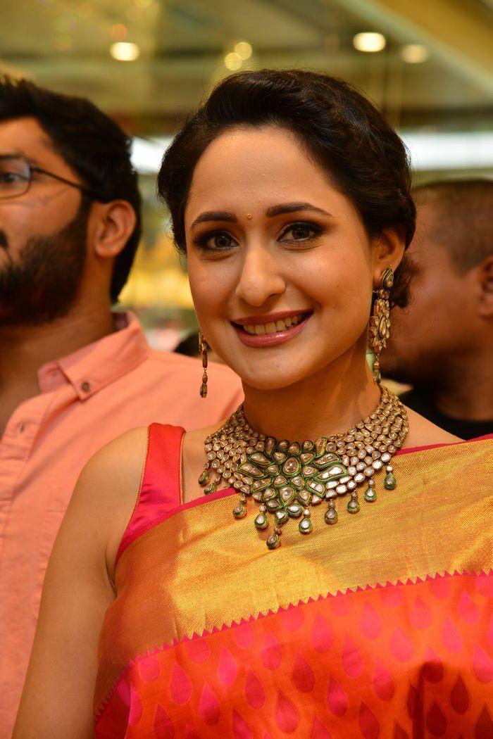 Pragya Jaiswal at South India Shopping Mall Launch Photos