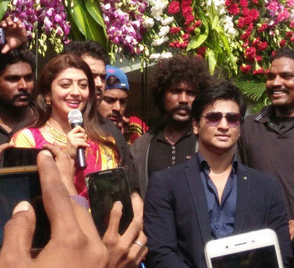Pranitha Subhash & Actor Nikhil at Nandyal Mall Opening Photos