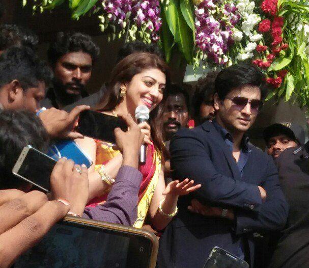 Pranitha Subhash & Actor Nikhil at Nandyal Mall Opening Photos