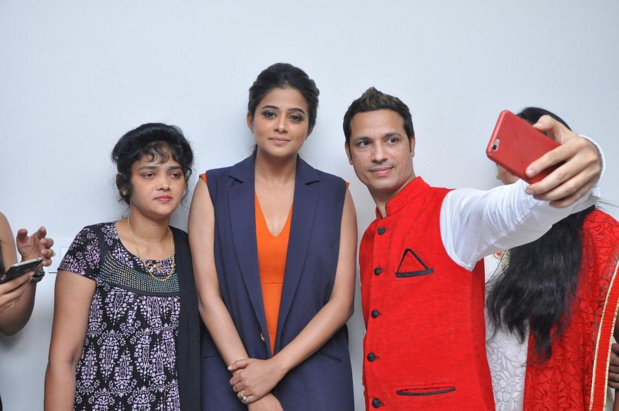 Priyamani Launch Gateway Hair Fixing Photos