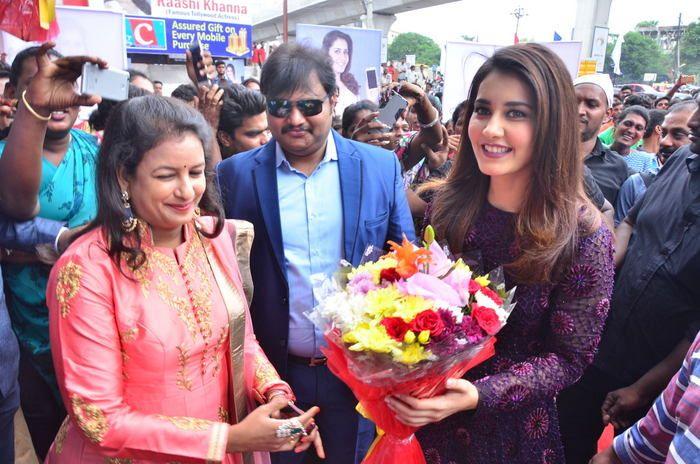 Raashi Khanna Stills at BigC Mobiles Store Launch