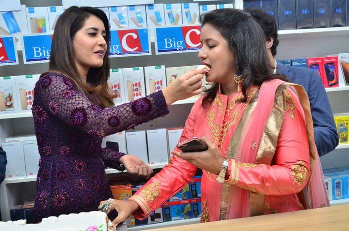 Raashi Khanna Stills at BigC Mobiles Store Launch