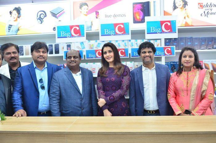 Raashi Khanna Stills at BigC Mobiles Store Launch