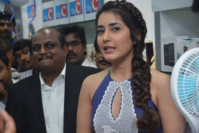 Raashi Khanna inagurates Big C mobile store at Guntur Photos