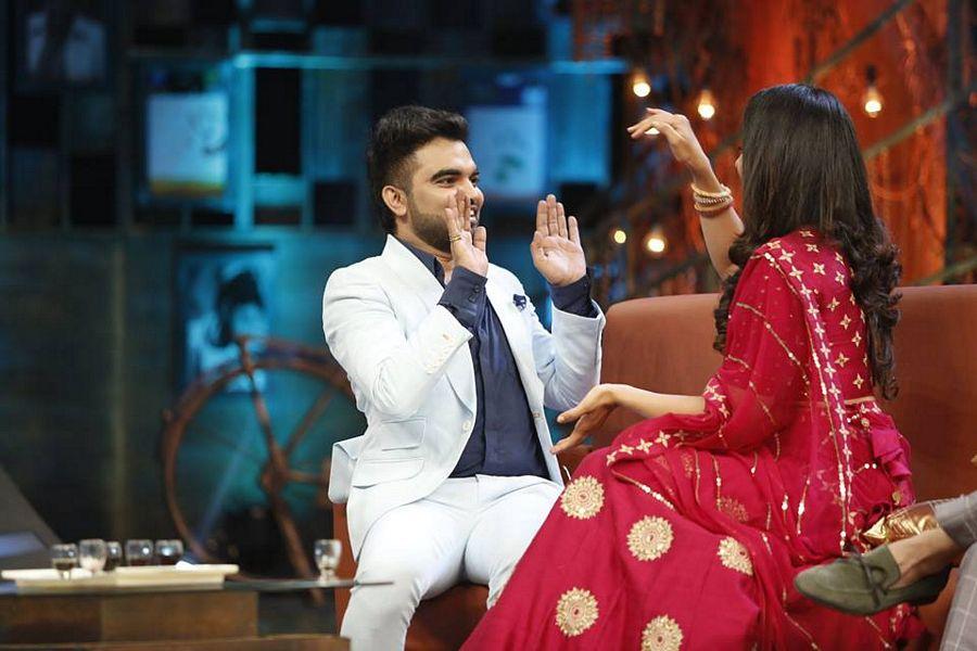 Rakul & Naga Chaitanya Koncham Touch Lo Unte Cheptha Photos