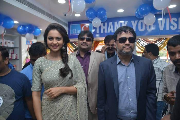 Rakul Preet Singh at Big C Show Room Launch Photos