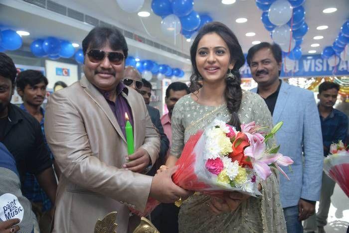 Rakul Preet Singh at Big C Show Room Launch Photos