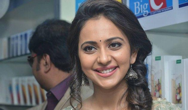 Rakul Preet Singh at Big C Show Room Launch Photos