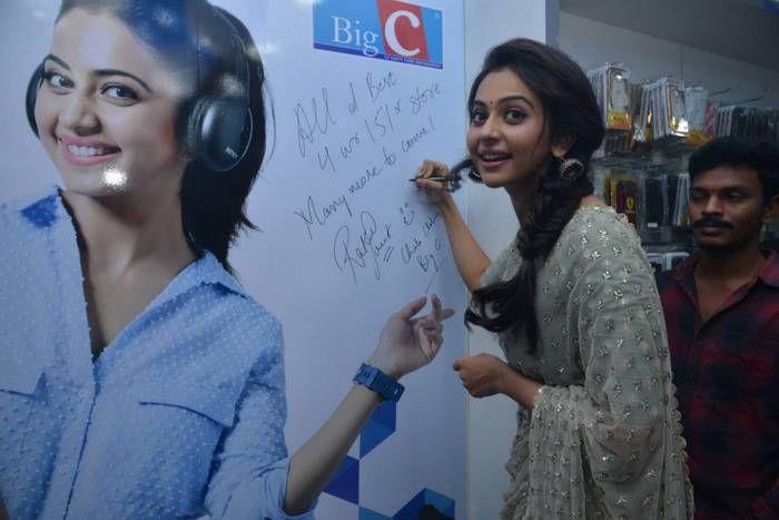 Rakul Preet Singh at Big C Show Room Launch Photos