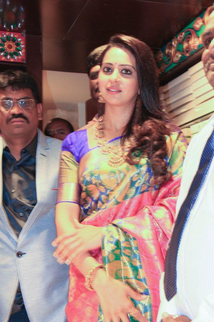 Rakul Preet Singh at Subhamasthu Shopping Mall Launch Photos