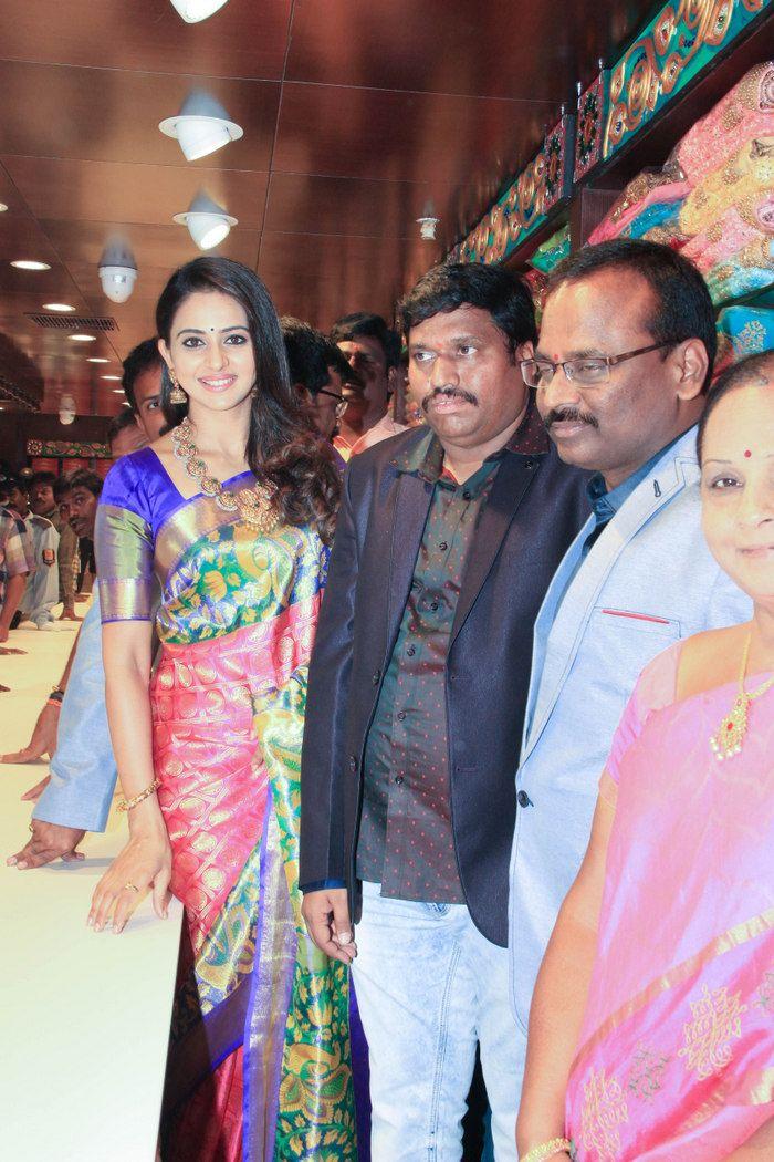 Rakul Preet Singh at Subhamasthu Shopping Mall Launch Photos