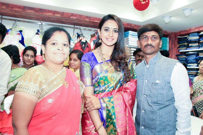 Rakul Preet Singh at Subhamasthu Shopping Mall Launch Photos