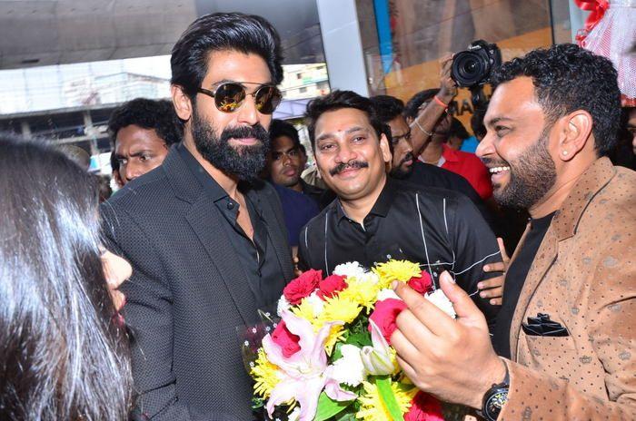 Rana, Vijay & Anu Emmanuel at KLM Shopping Mall Launch Photos