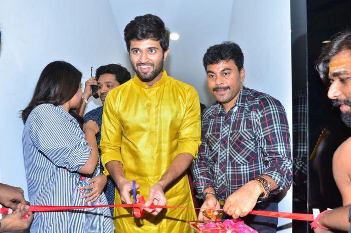 Rana, Vijay & Anu Emmanuel at KLM Shopping Mall Launch Photos
