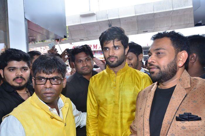 Rana, Vijay & Anu Emmanuel at KLM Shopping Mall Launch Photos