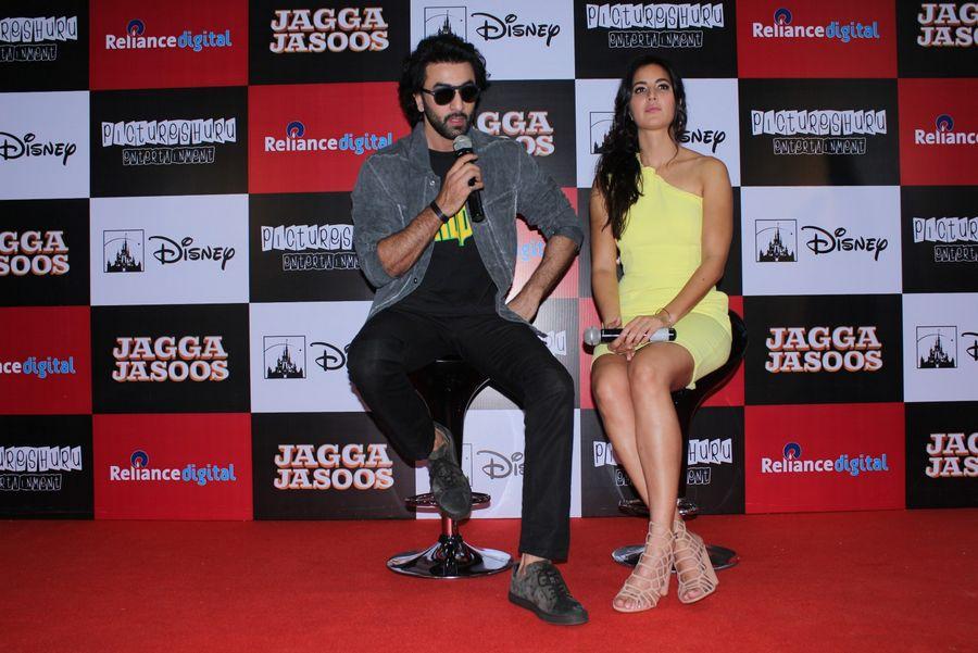 Ranbir Kapoor & Katrina Kaif at Jagga Jasoos Press Conference Photos