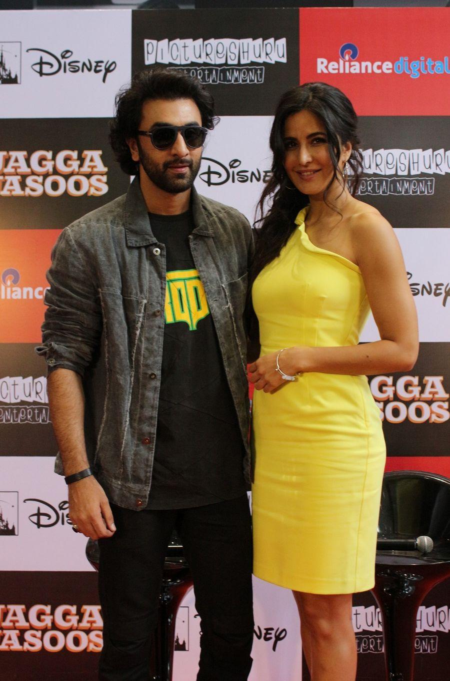 Ranbir Kapoor & Katrina Kaif at Jagga Jasoos Press Conference Photos