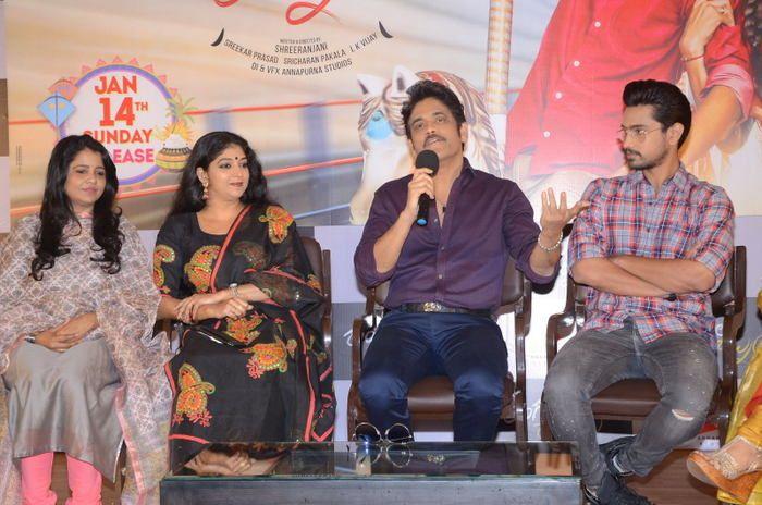 Rangula Ratnam Movie Pre Release Function Photos