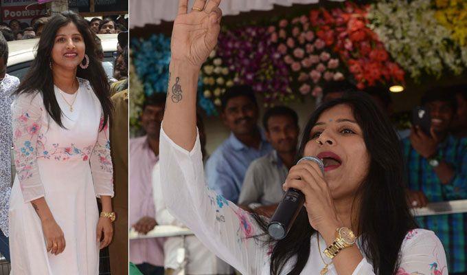 Rashmika Mandanna & Bithiri Sathi Participated in CMR Shopping Mall Opening