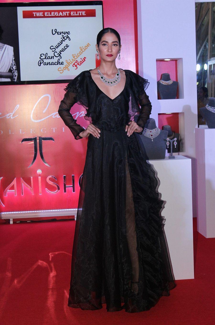 Red Carpet Preview Of Tanishq Collection Photos