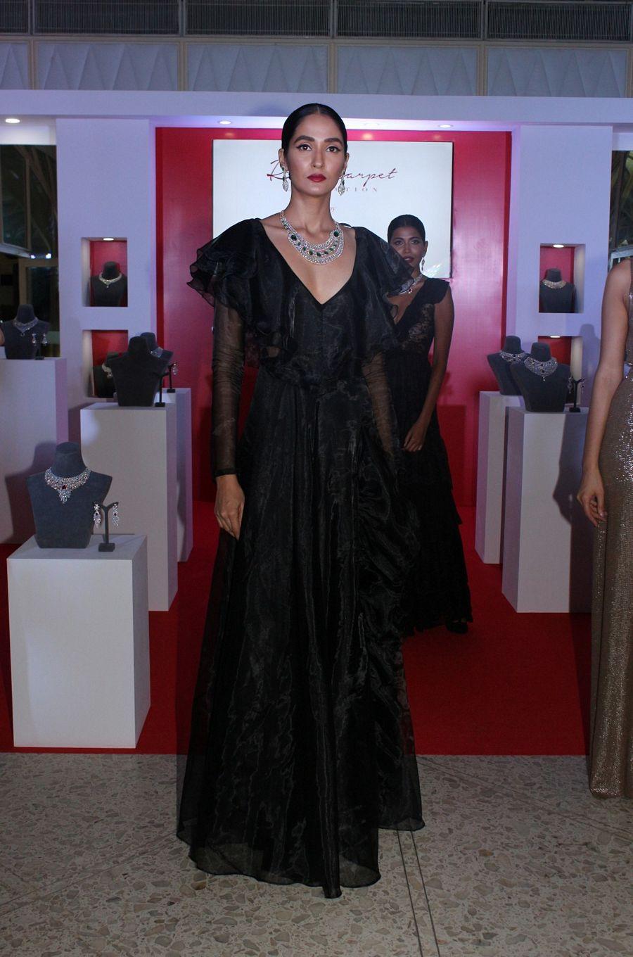 Red Carpet Preview Of Tanishq Collection Photos