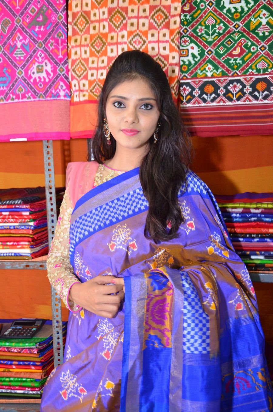 Rendu Rella Aaru Movie Team Launches IKAT Art Mela Photos