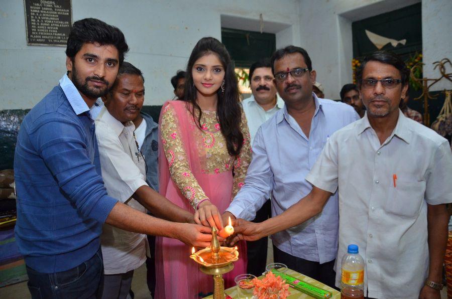 Rendu Rella Aaru Movie Team Launches IKAT Art Mela Photos