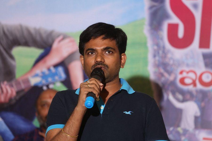 Rojulu Marayi Platinum Photos