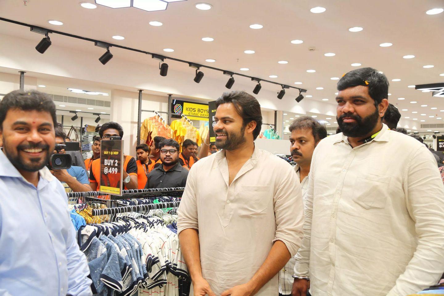 Sai Dharam Tej & Catherine Tresa Launches KLM Fashion Mall Photos