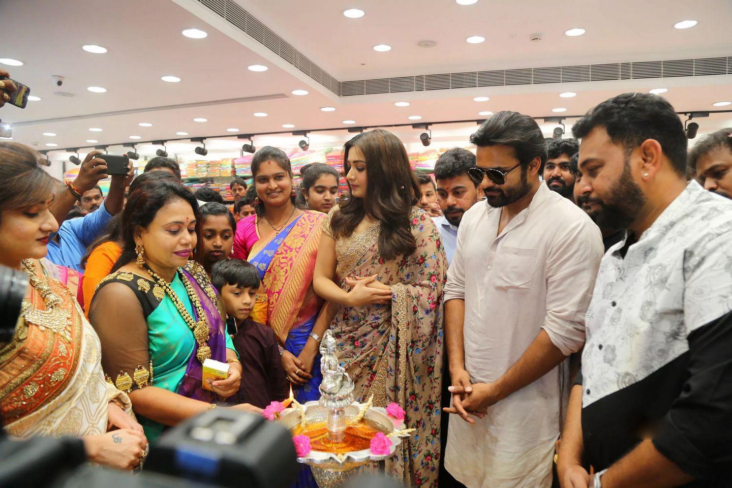 Sai Dharam Tej & Catherine Tresa Launches KLM Fashion Mall Photos