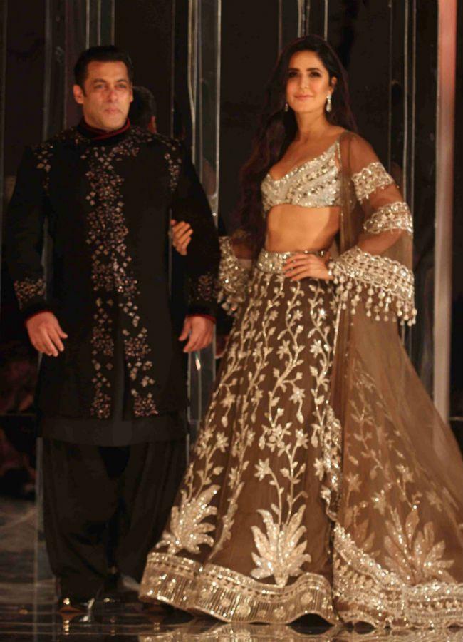 Salman Khan & Katrina Kaif dazzle on ramp for Manish Malhotra