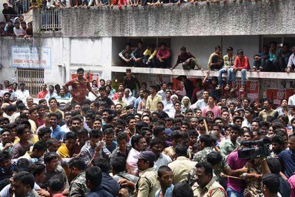 Samantha & Akhil at South India Shopping Mall Launch Photos