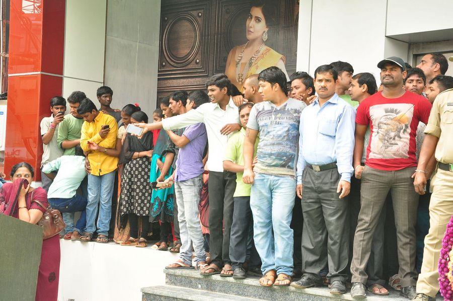 Samantha & Akhil Launch South India Shoping Mall Photos