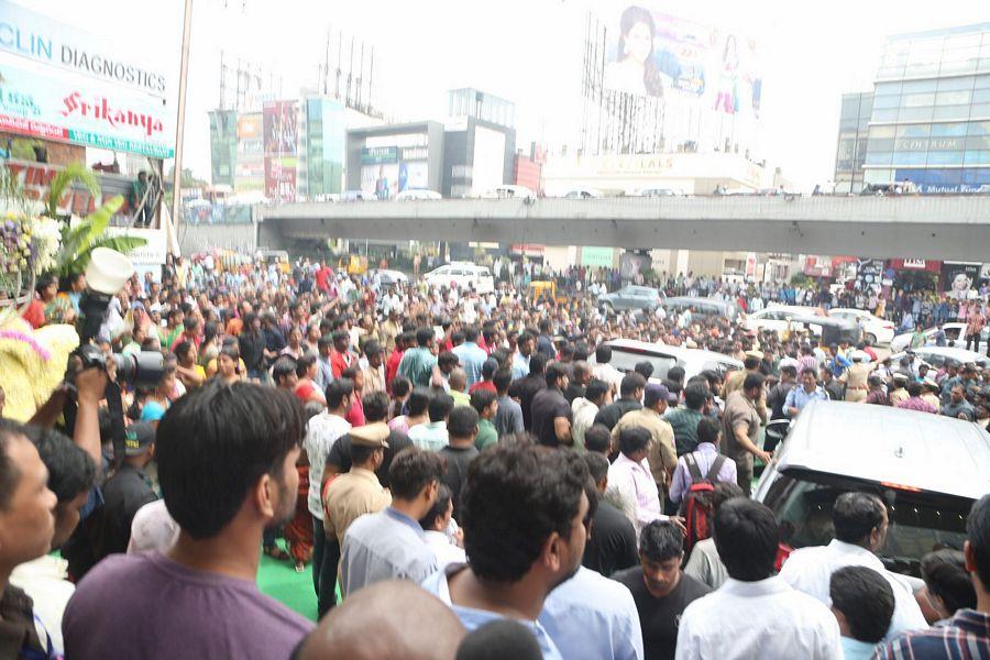 Samantha & Akhil Launch South India Shoping Mall Photos