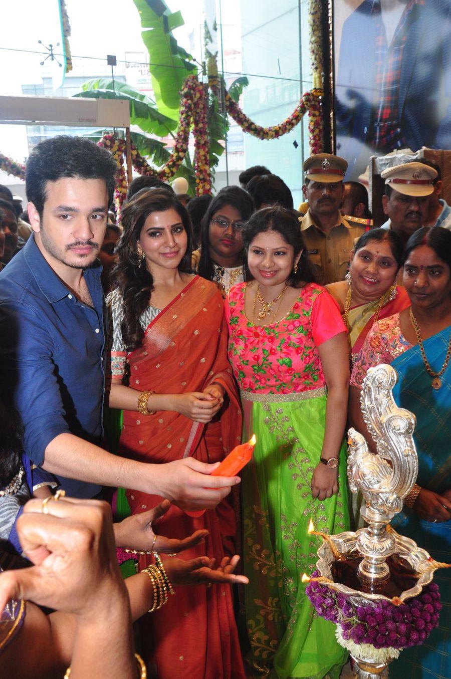 Samantha & Akhil Launch South India Shoping Mall Photos