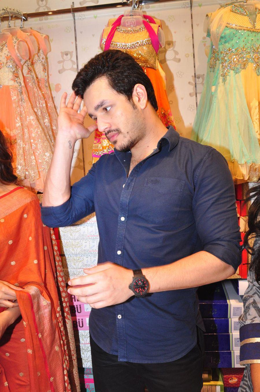 Samantha & Akhil Launch South India Shoping Mall Photos