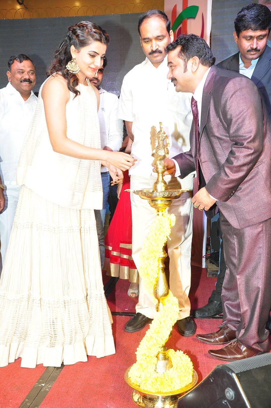 Samantha Launch Peram Mega Ventures Broucher Photos