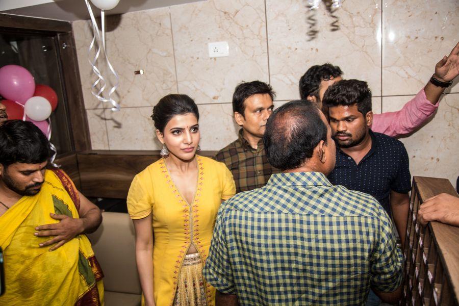 Samantha Launches 7th Bahar Cafe Restaurant Photos