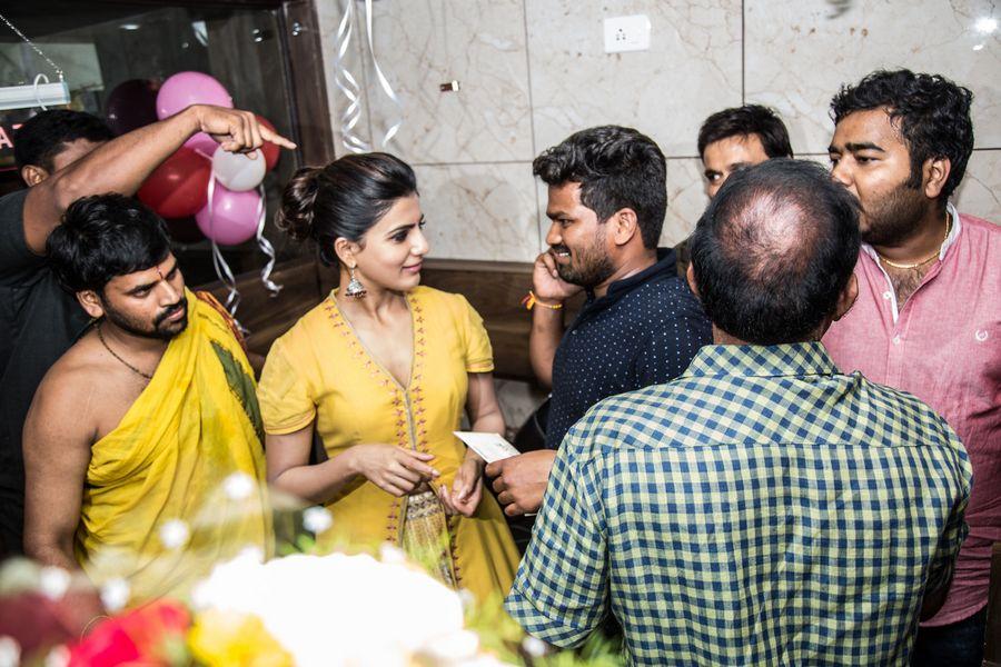 Samantha Launches 7th Bahar Cafe Restaurant Photos