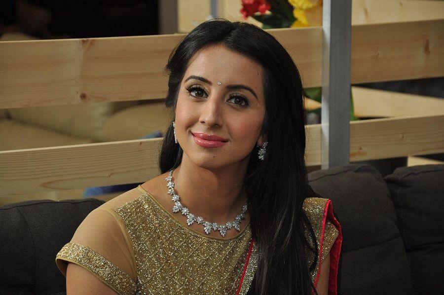 Sanjjanaa Galrani Images From her first ever Inaugration