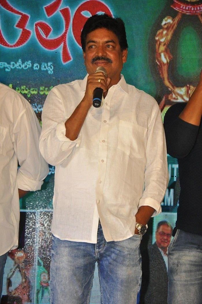 Santosham 15th Anniversary Film Awards Photos