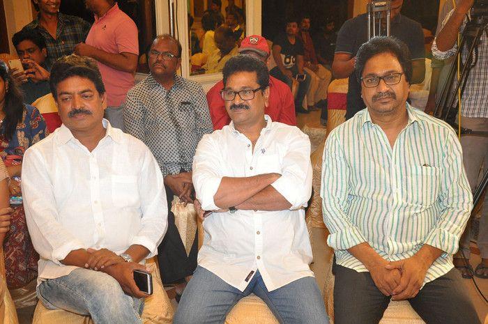 Santosham 15th Anniversary Film Awards Photos