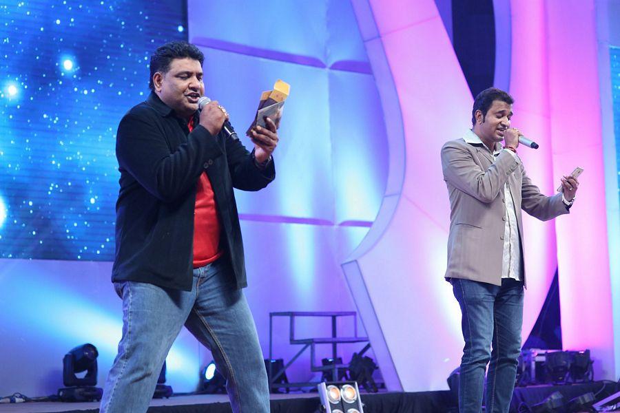 Santosham South India Film awards 2016 Photos