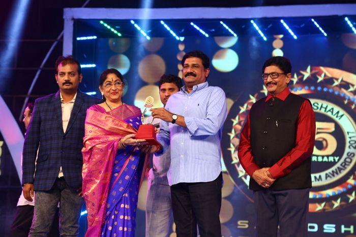 Santosham South India Film awards Photos