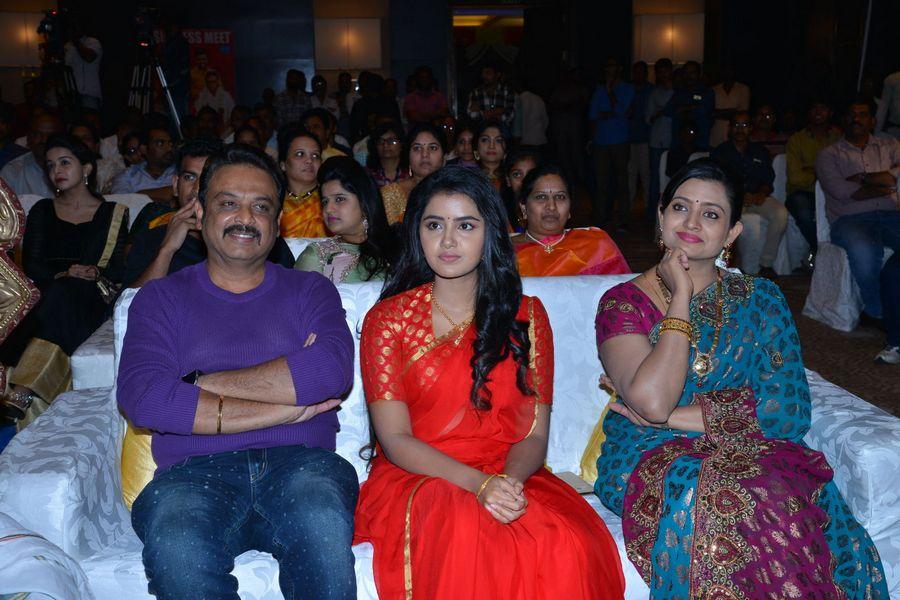 Satamanam Bhavathi Movie Success Meet Photos