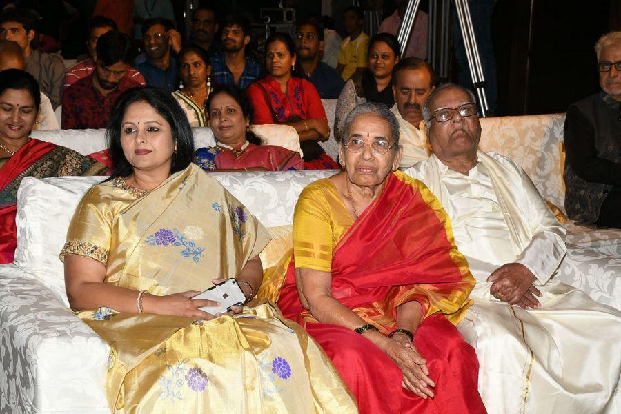 Satamanam Bhavathi Movie Success Meet Stills