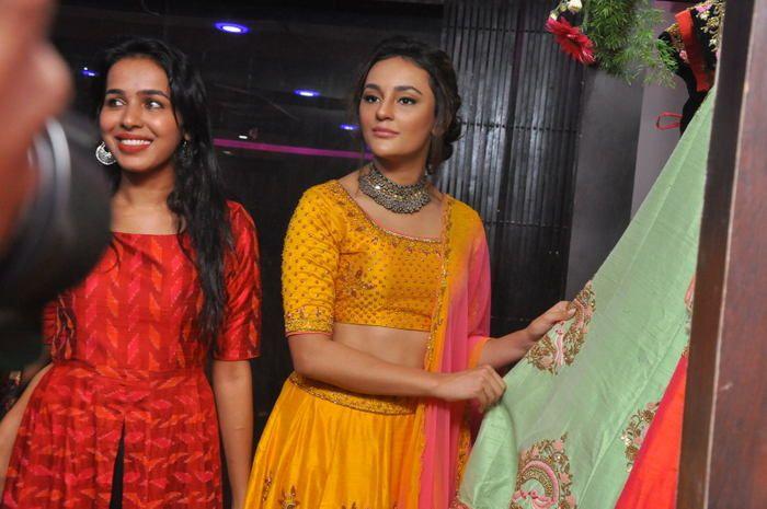 Seerat Kapoor at Akruthi Desiner Studio Launch Photos