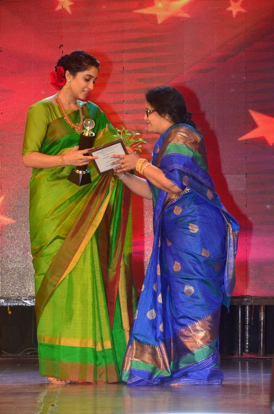 Shankarabharanam Movie Awards 2017 Photos